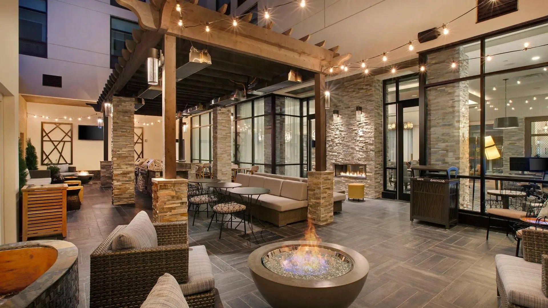 Homewood Suites By Hilton Louisville Downtown